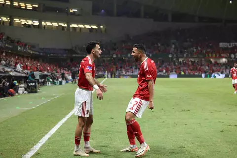 رسميًا.. الأهلي يعلن جاهزية زيزو وتريزيجيه قبل مباراة شبيبة القبائل